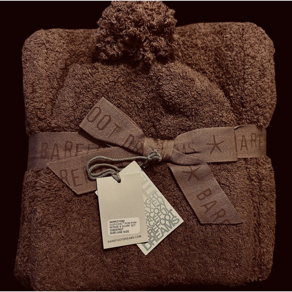 Barefoot Dreams CozyChic Pom Pom Beanie & Scarf Set CHESTNUT Xmas Gift‎ NWT